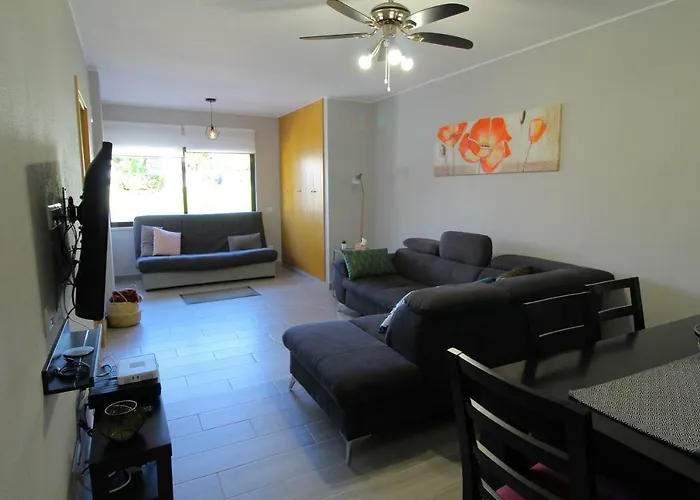 Oliveiras 阿尔布费拉